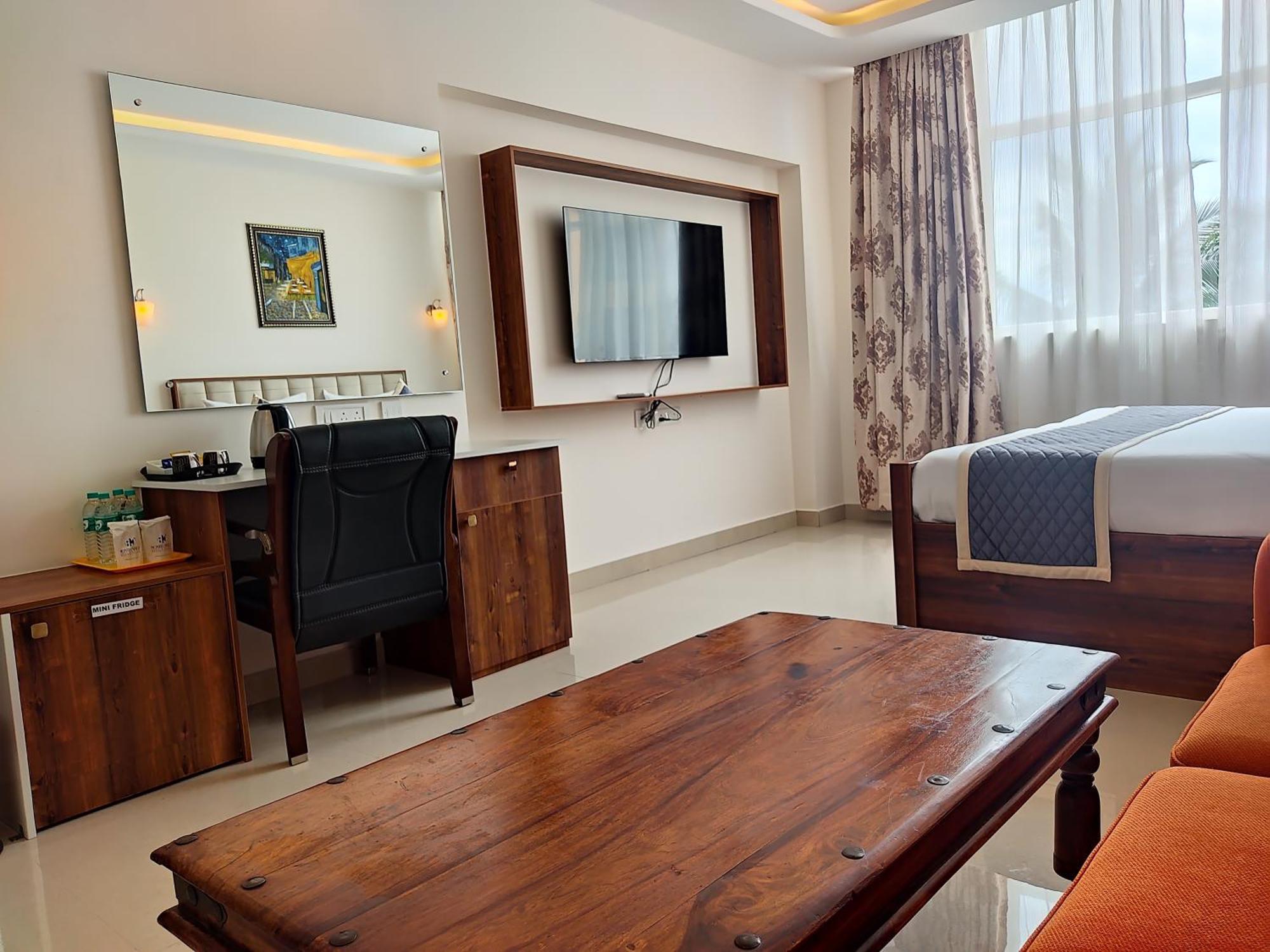 Montecarlo Hotel Mamallapuram Eksteriør billede