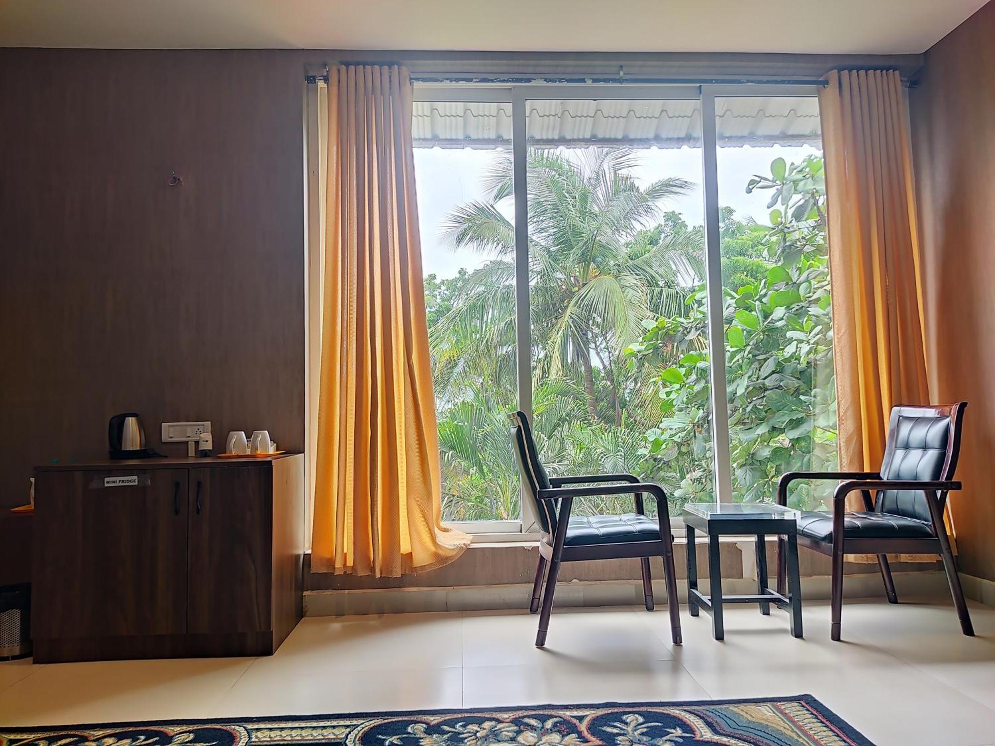 Montecarlo Hotel Mamallapuram Eksteriør billede